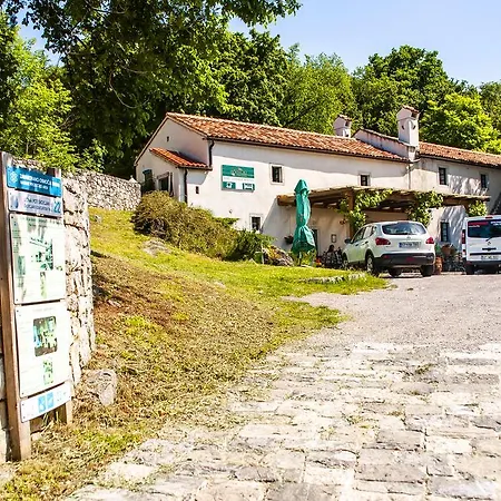 Bed & Breakfast Pr Vncki Divaca